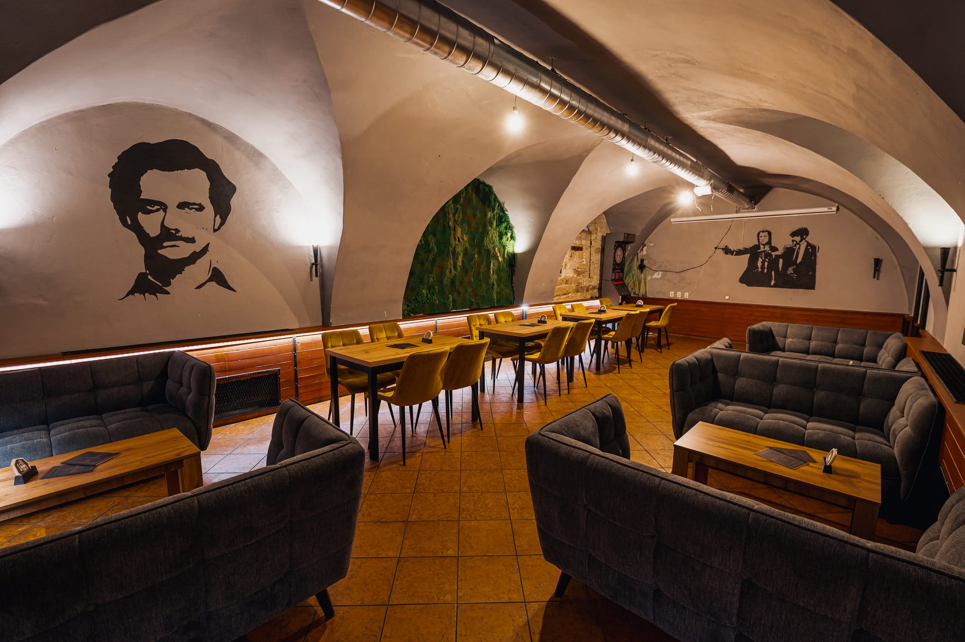 Cihlové sklepy Sicario Bar